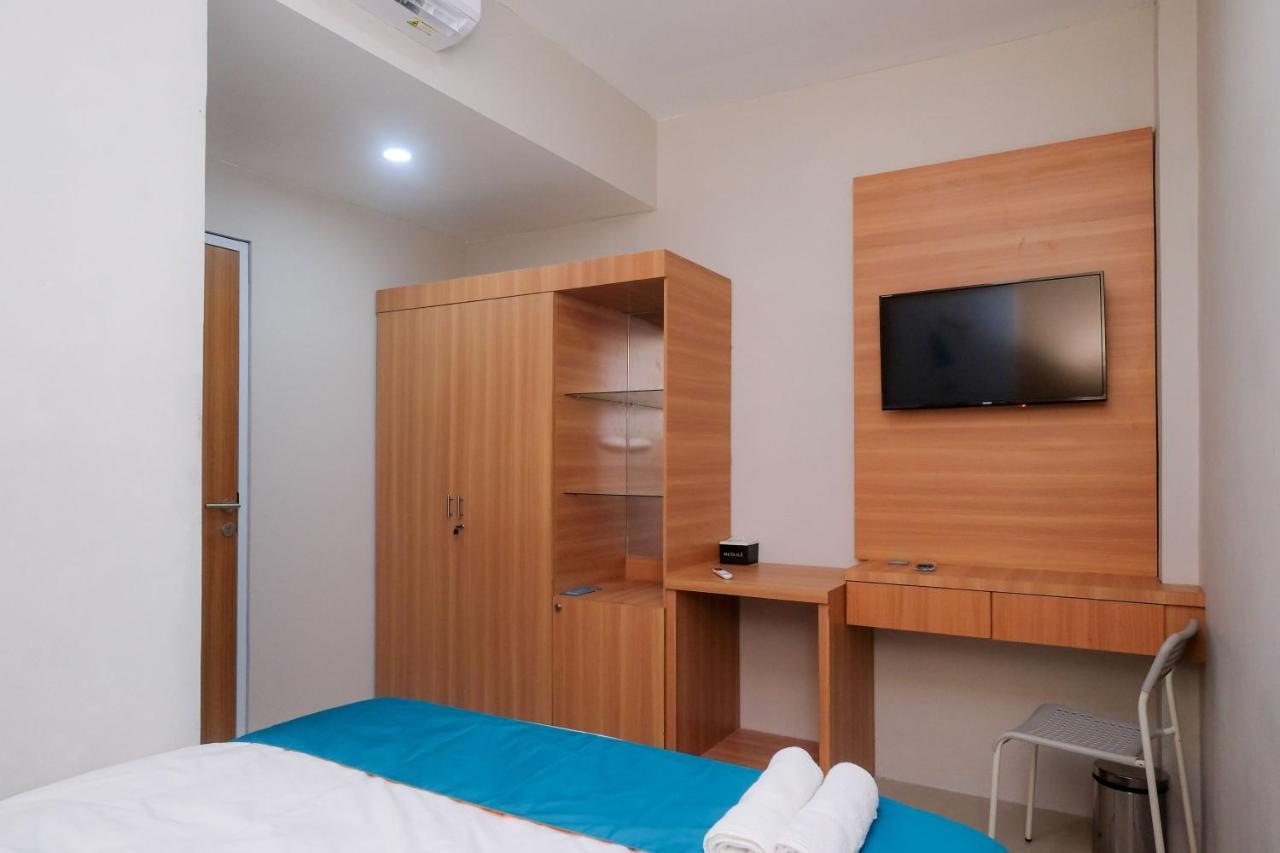 Sans Hotel Tiga Putri Semarang By Reddoorz Екстер'єр фото